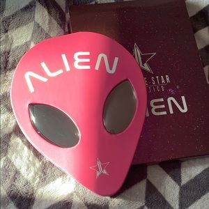 Jeffree Star Alien Palette👽